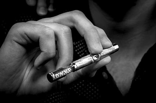 elf bar vape uk 130+ Vape Pen Hand Stock Photos, Pictures & Royalty-Free Images main image 1